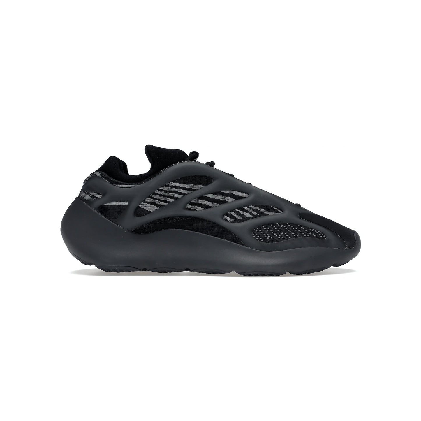 Yeezy 700 V3 Dark Glow (119)